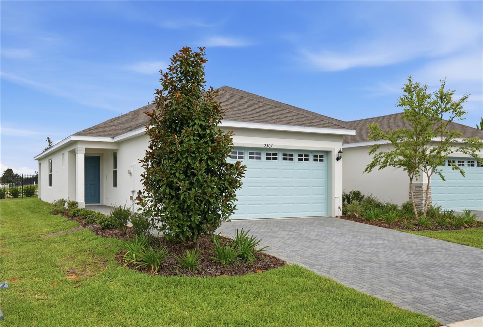 2301 LEELA CIR