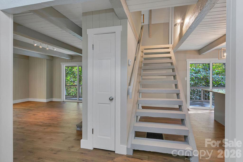Foyer 3 - 1152 Soquili Drive, Brevard