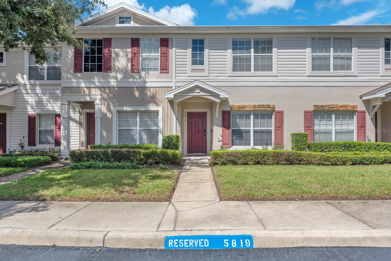 5819 FISHHAWK RIDGE DR