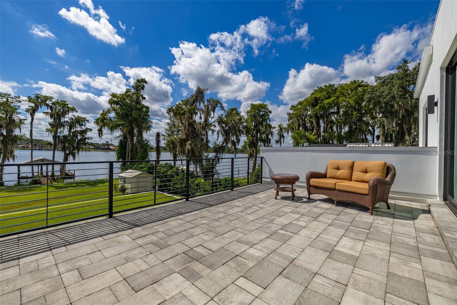 Lots of space for entertaining - 12620 S LAKE SAWYER LN, WINDERMERE