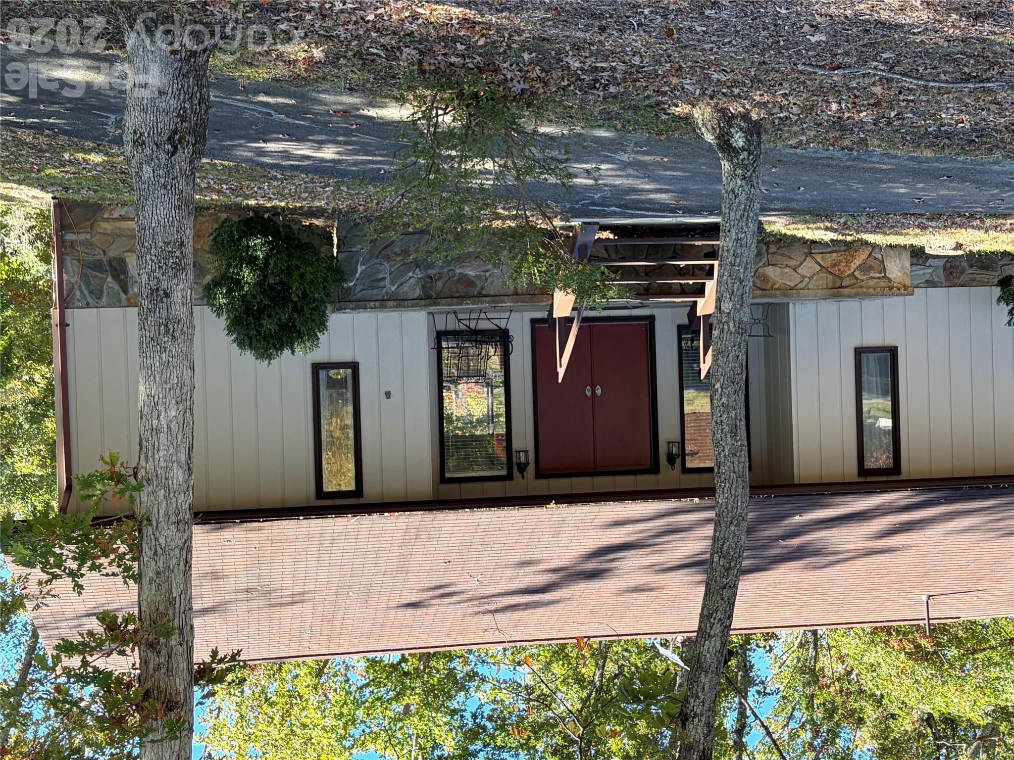 Single Family Residence at 592 Carters Ridge Road, Spruce Pine, photo 5 of 61