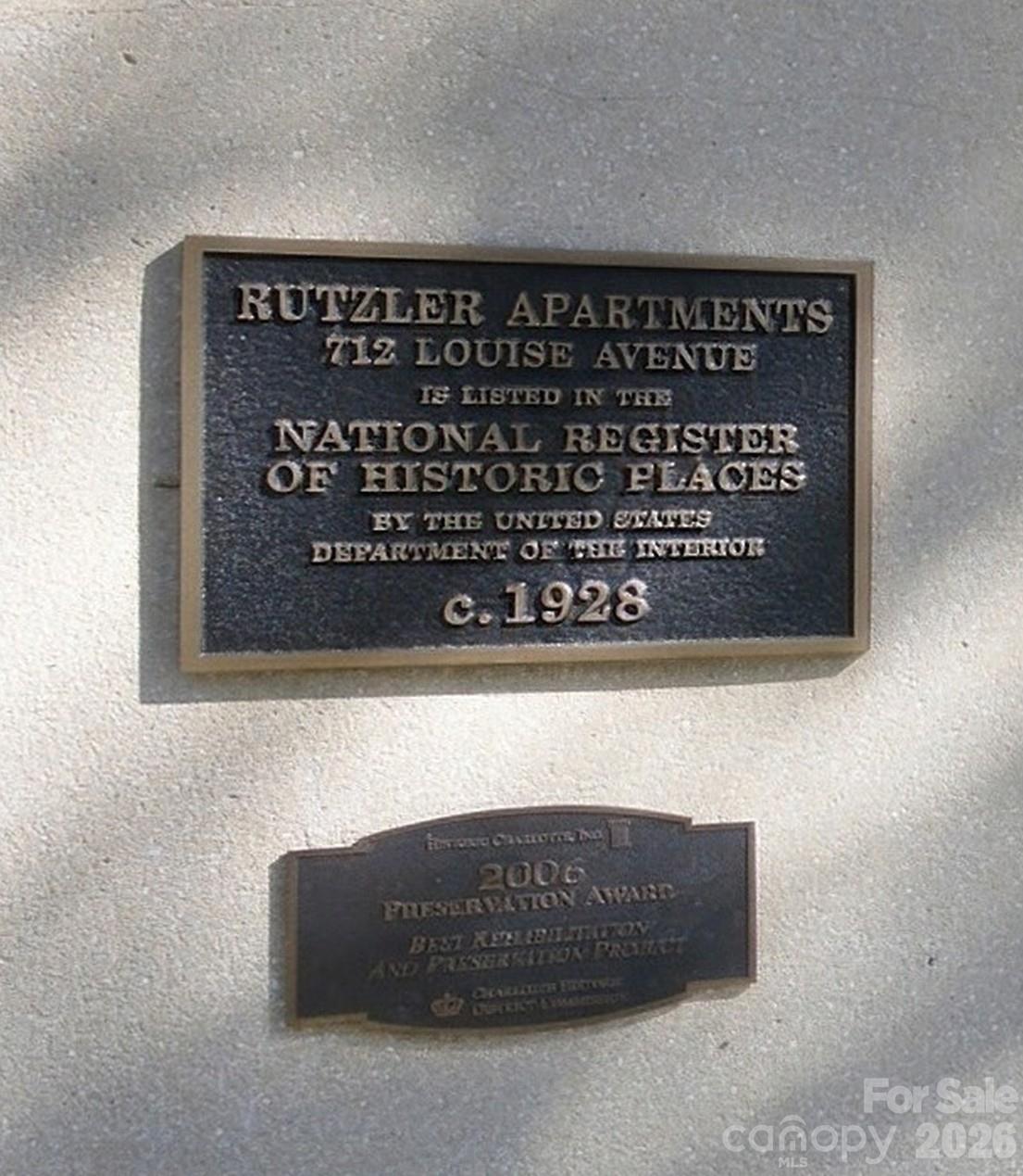 Part of the National Register–listed Elizabeth Historic District and honored with the 2006 “Best Rehabilitation” award. - 712 Louise Avenue, Charlotte