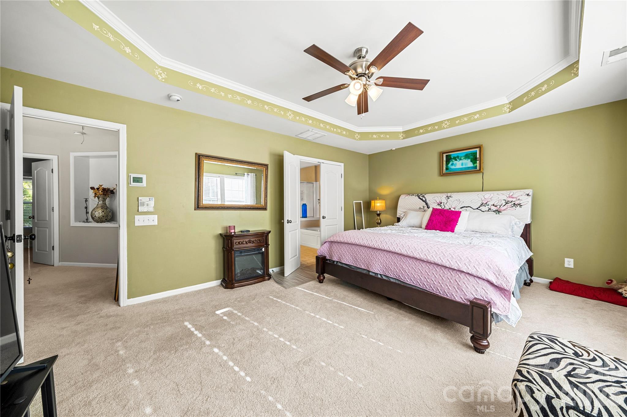 Single Family Residence at 2602 Mullis Lane, Matthews, photo 23 of 39