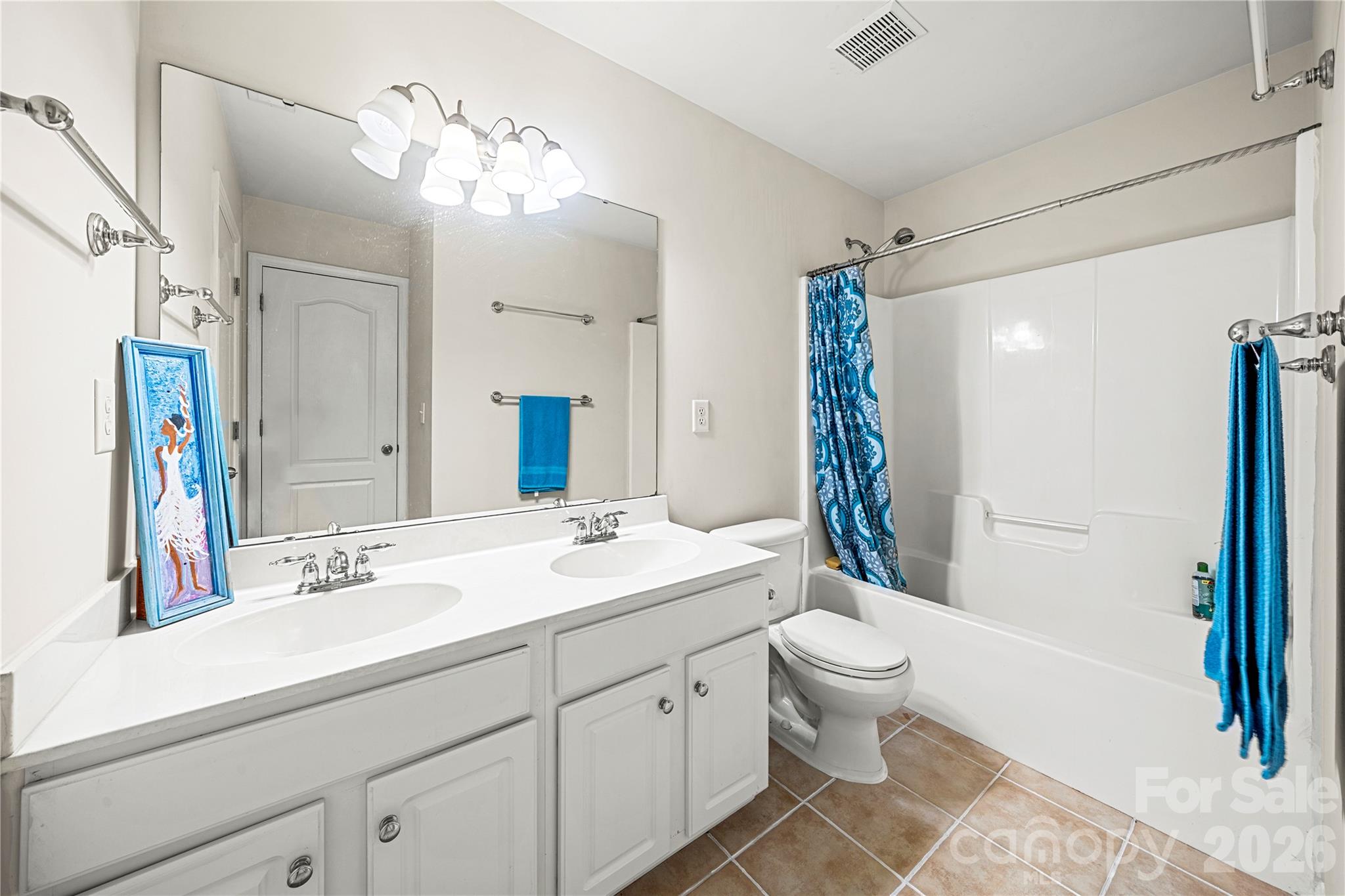 Single Family Residence at 2602 Mullis Lane, Matthews, photo 31 of 39