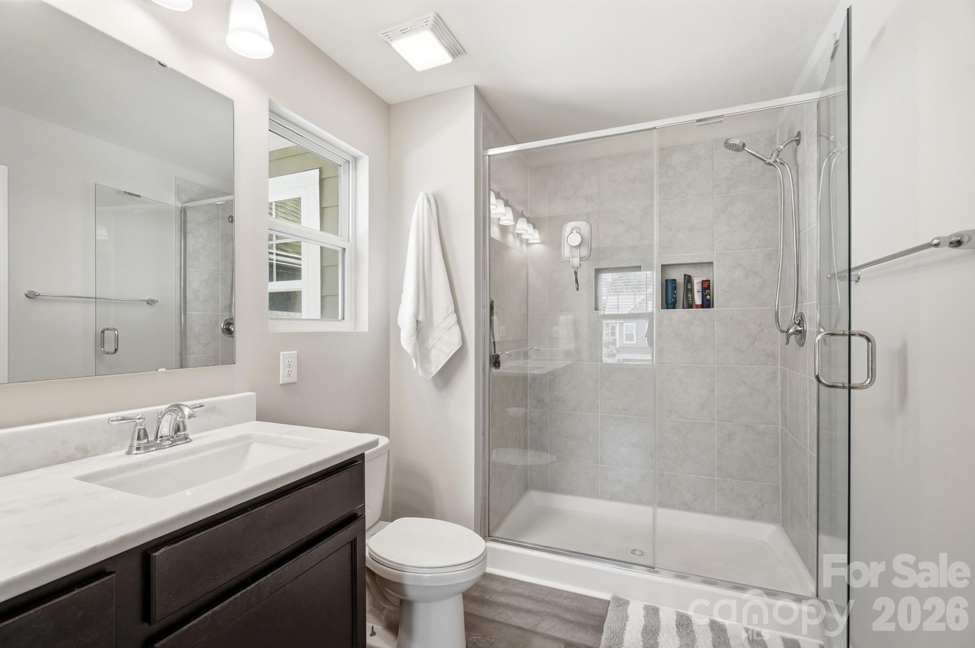Townhouse at 1138 Streamside Lane, York, photo 22 of 42