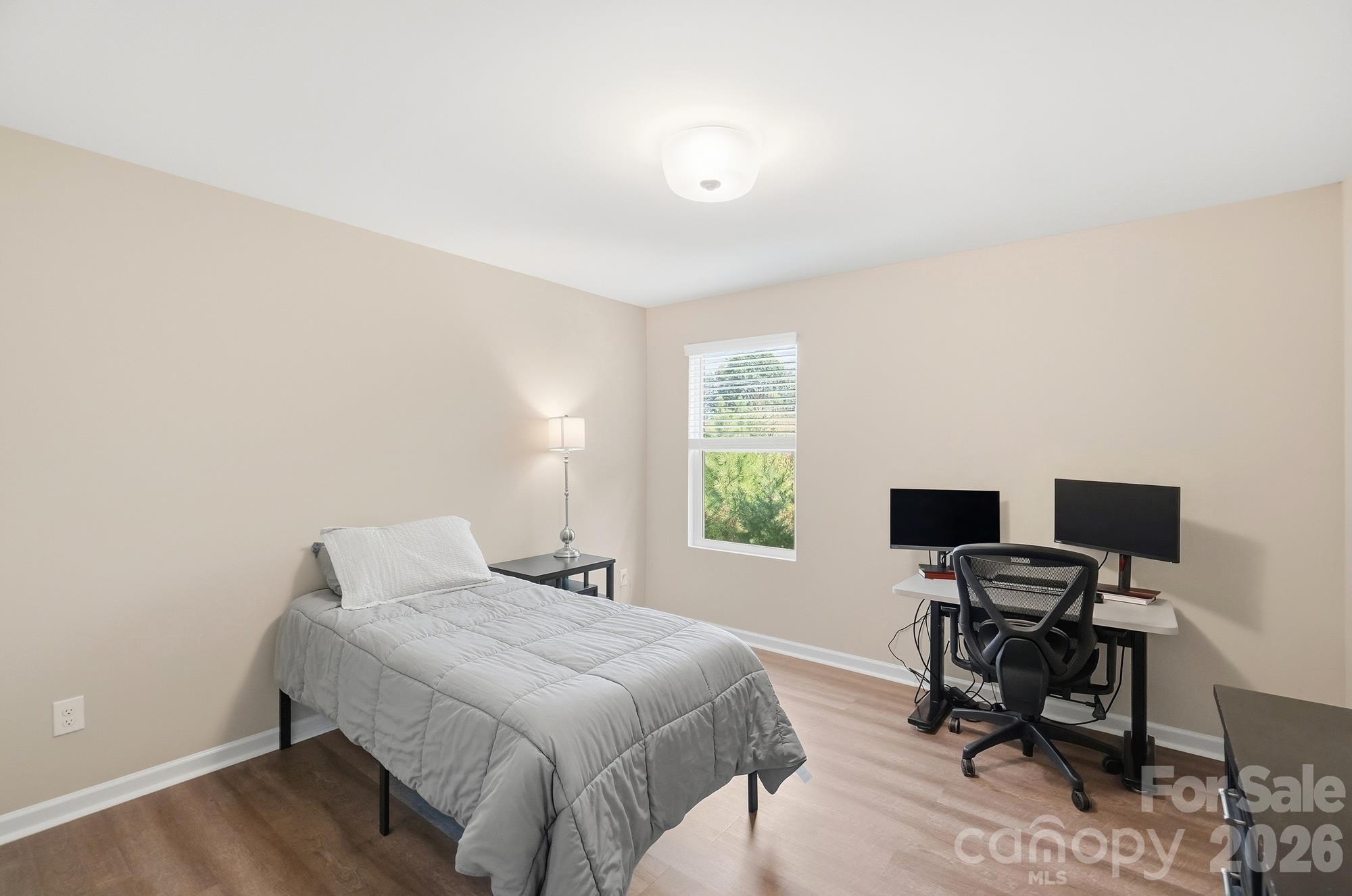 Townhouse at 1138 Streamside Lane, York, photo 23 of 42