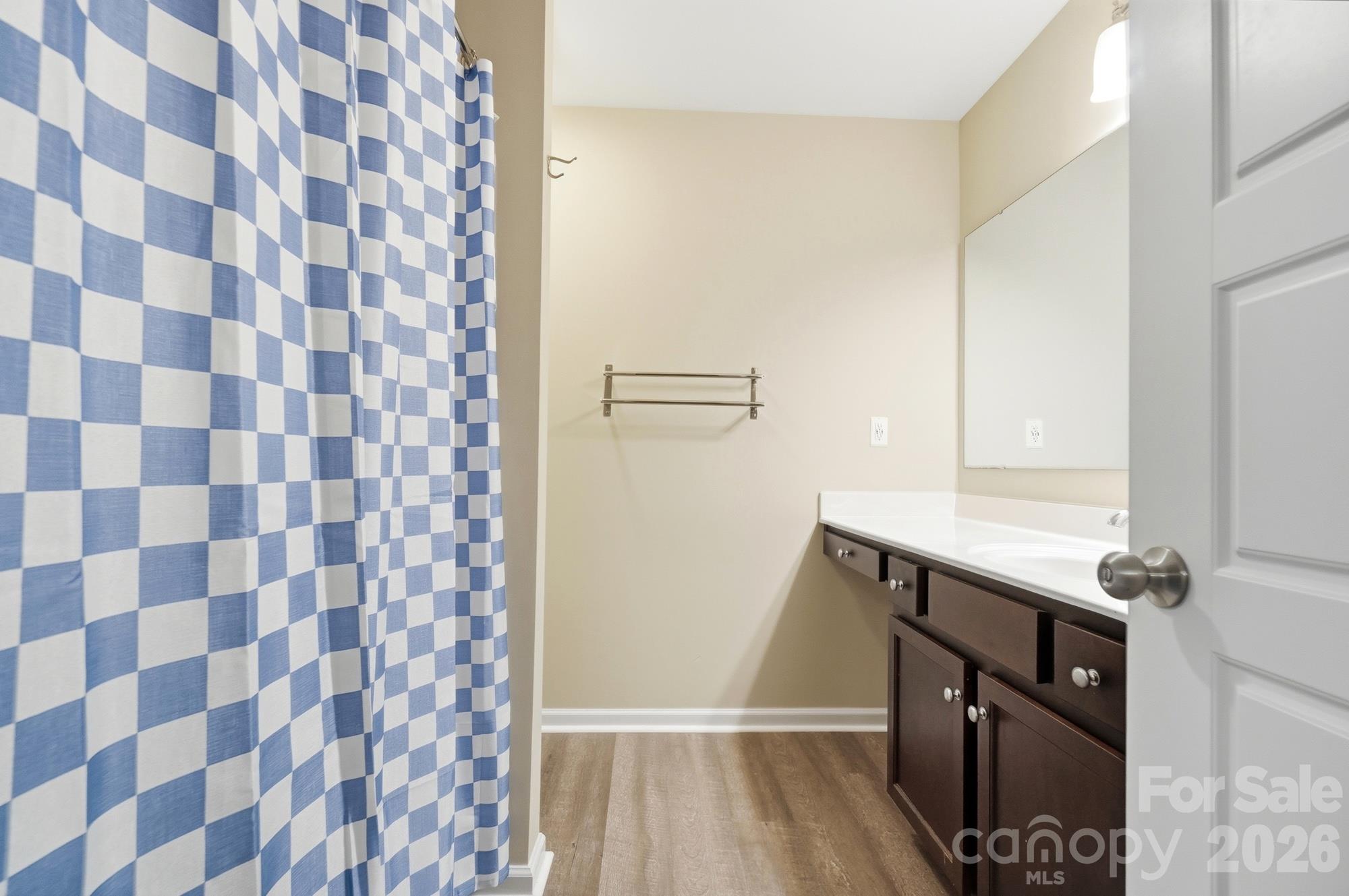 Townhouse at 1138 Streamside Lane, York, photo 25 of 42