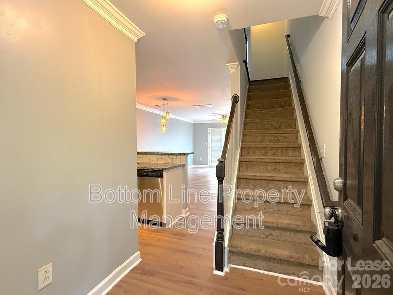Condominium at 1218 Green Oaks Lane, Charlotte, photo 2 of 14