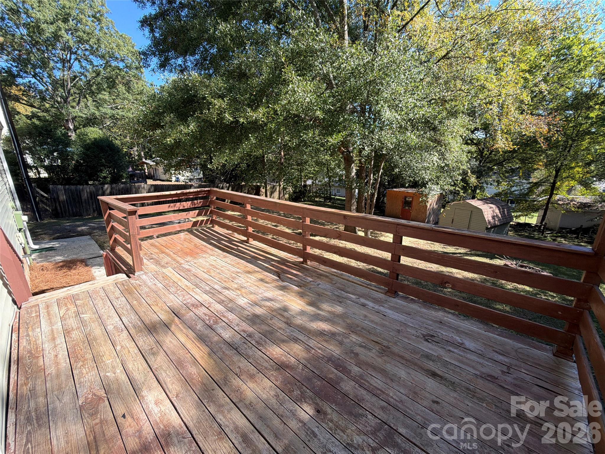 Single Family Residence at 12006 Painted Tree Road, Charlotte, photo 2 of 26