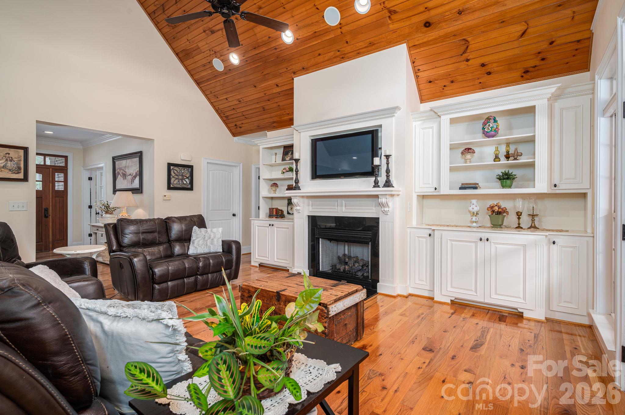 Living Room - 2750 Arbor Hills Drive, Lincolnton