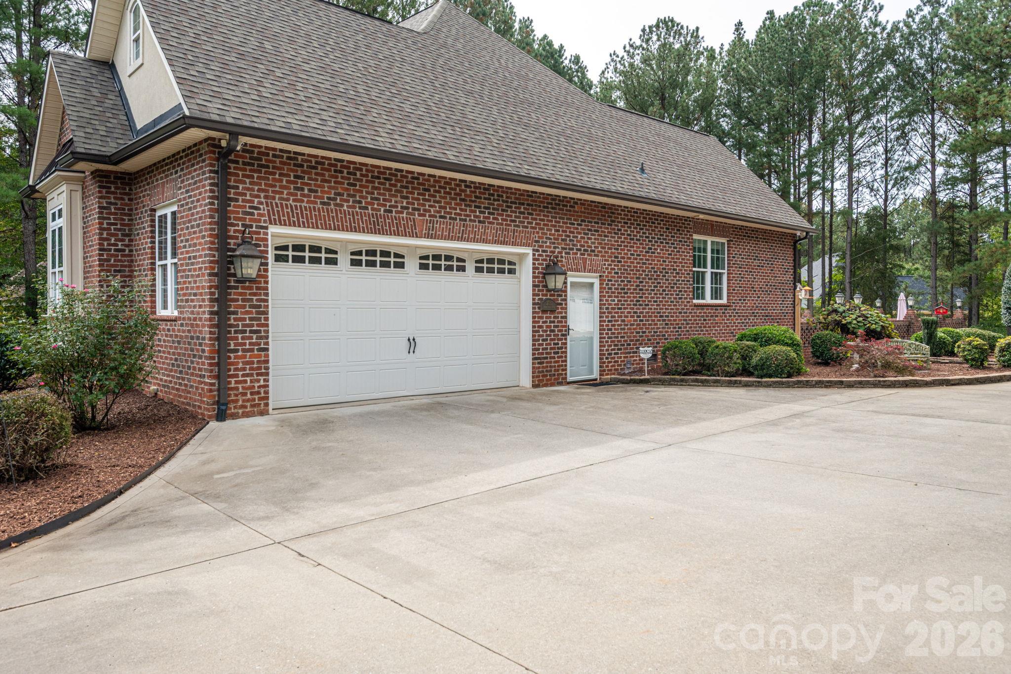 Garage - 2750 Arbor Hills Drive, Lincolnton