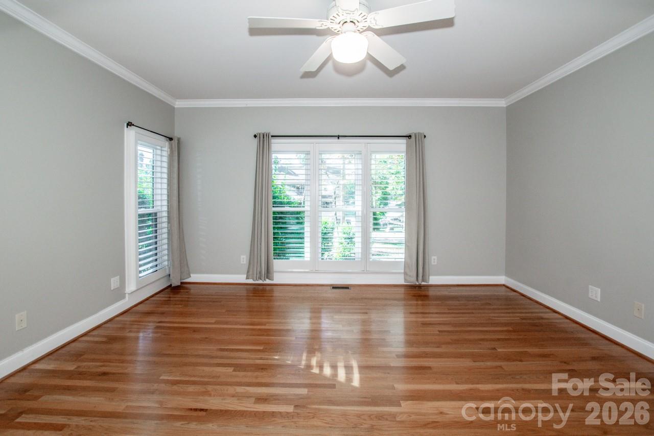 Large primary bedroom with lake views - 351 Catalina Drive, Mooresville