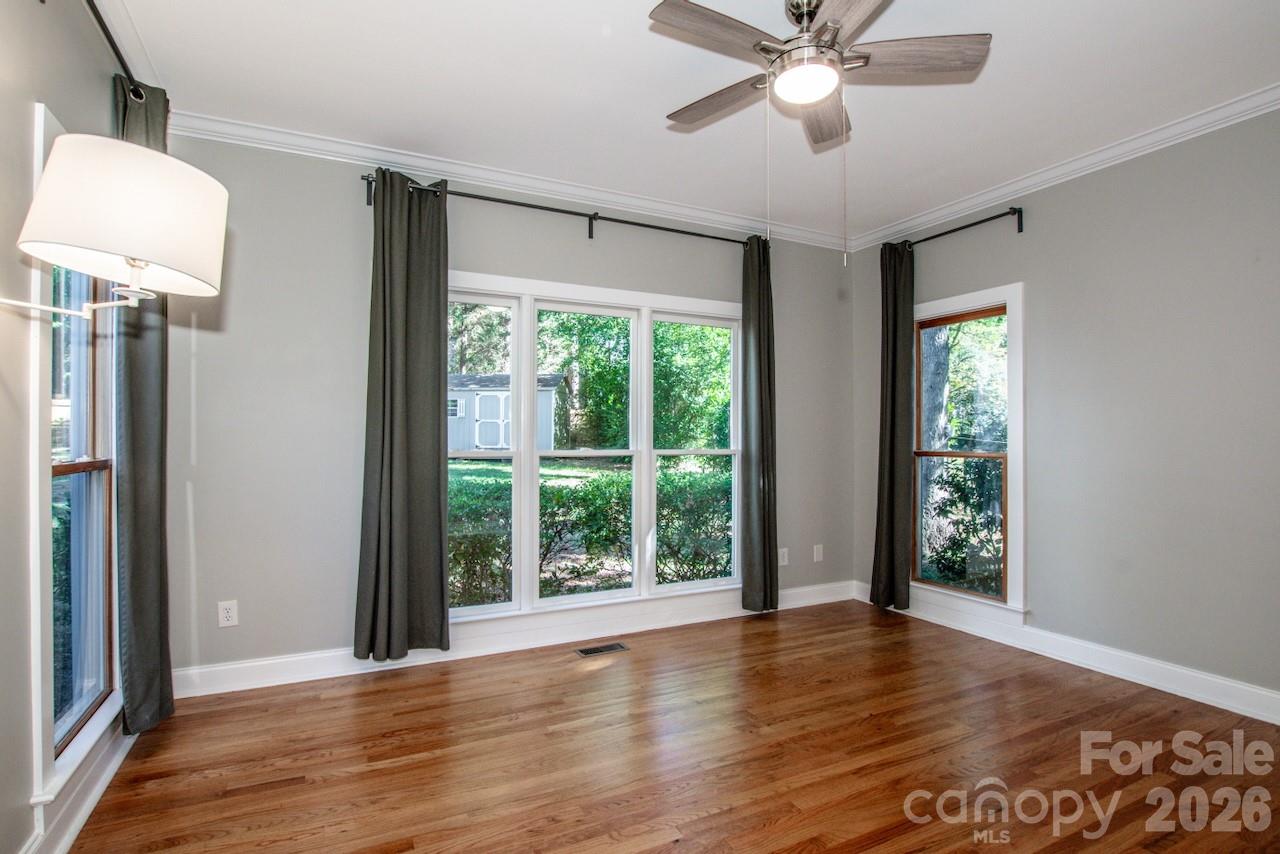 Another large, secondary bedroom - 351 Catalina Drive, Mooresville