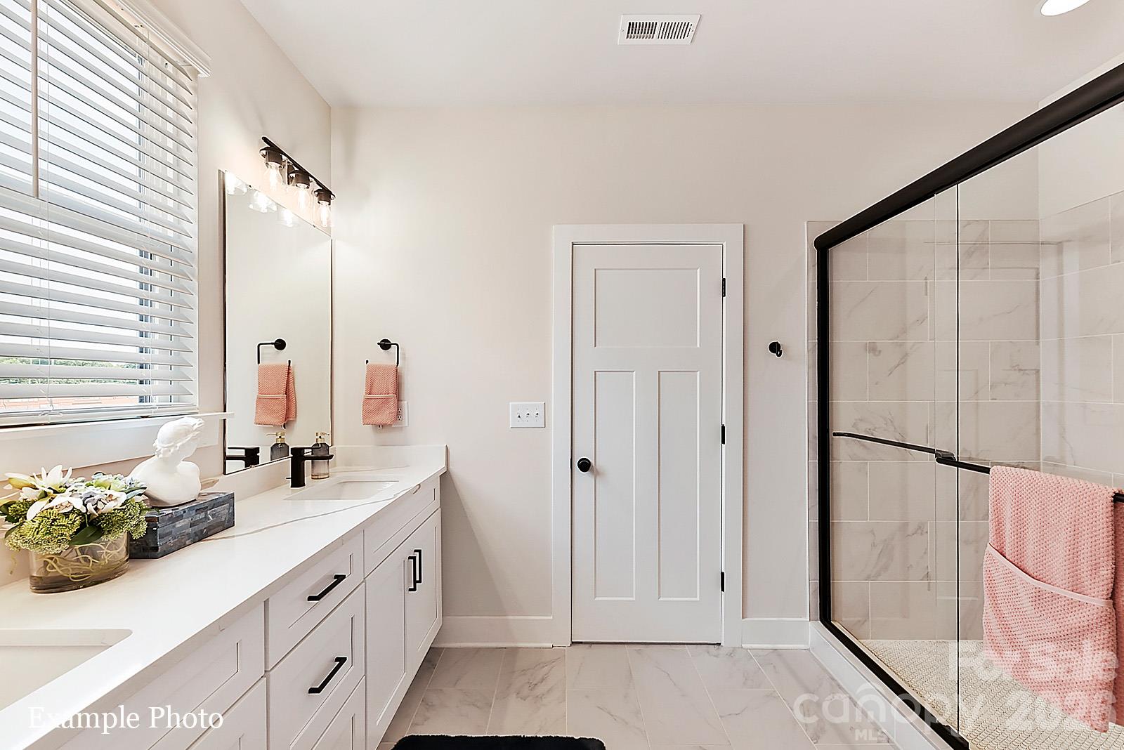 Townhouse at 2137 Ford View Lane, Charlotte, photo 14 of 20