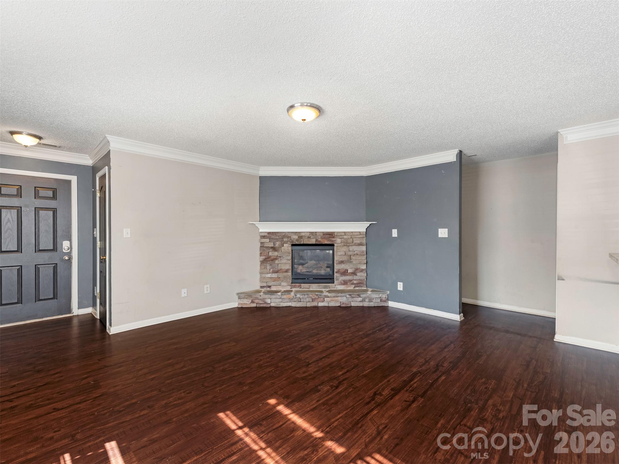 Single Family Residence at 343 Amir Circle, Matthews, photo 5 of 44