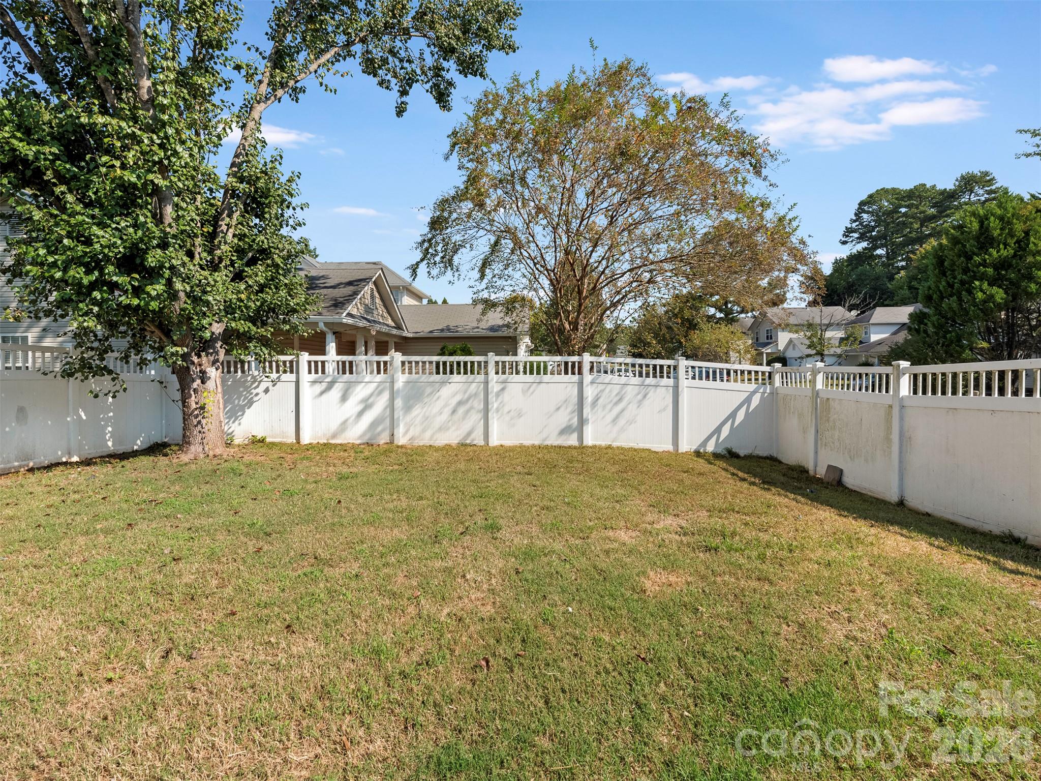 Single Family Residence at 343 Amir Circle, Matthews, photo 26 of 44