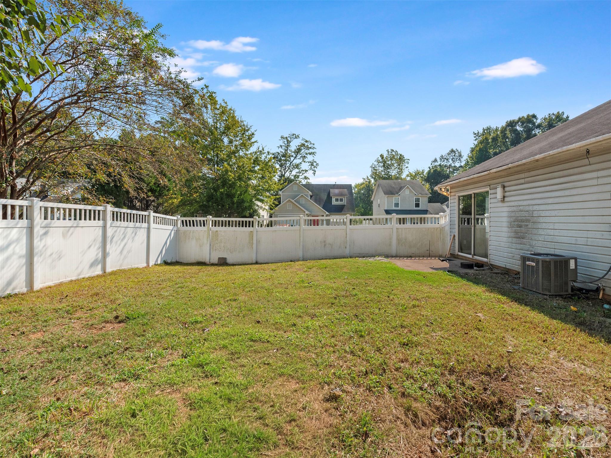 Single Family Residence at 343 Amir Circle, Matthews, photo 29 of 44