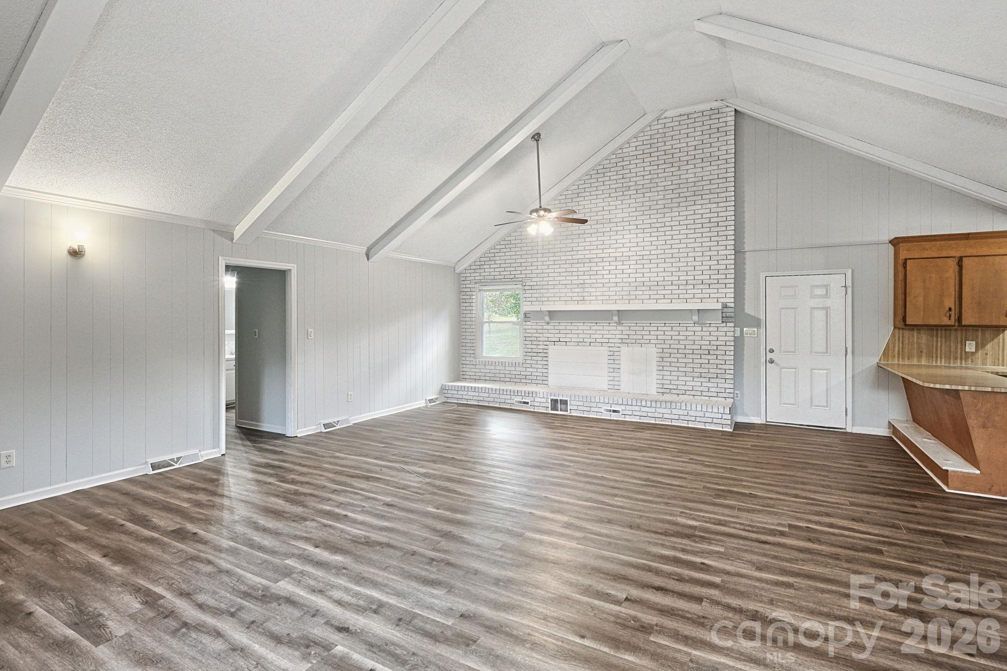 Single Family Residence at 6205 Ferncliff Drive, Concord, photo 7 of 30