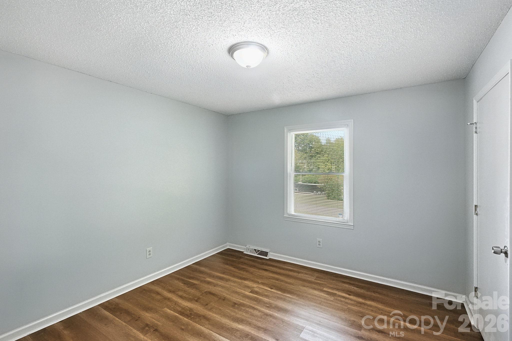 Single Family Residence at 6205 Ferncliff Drive, Concord, photo 13 of 30