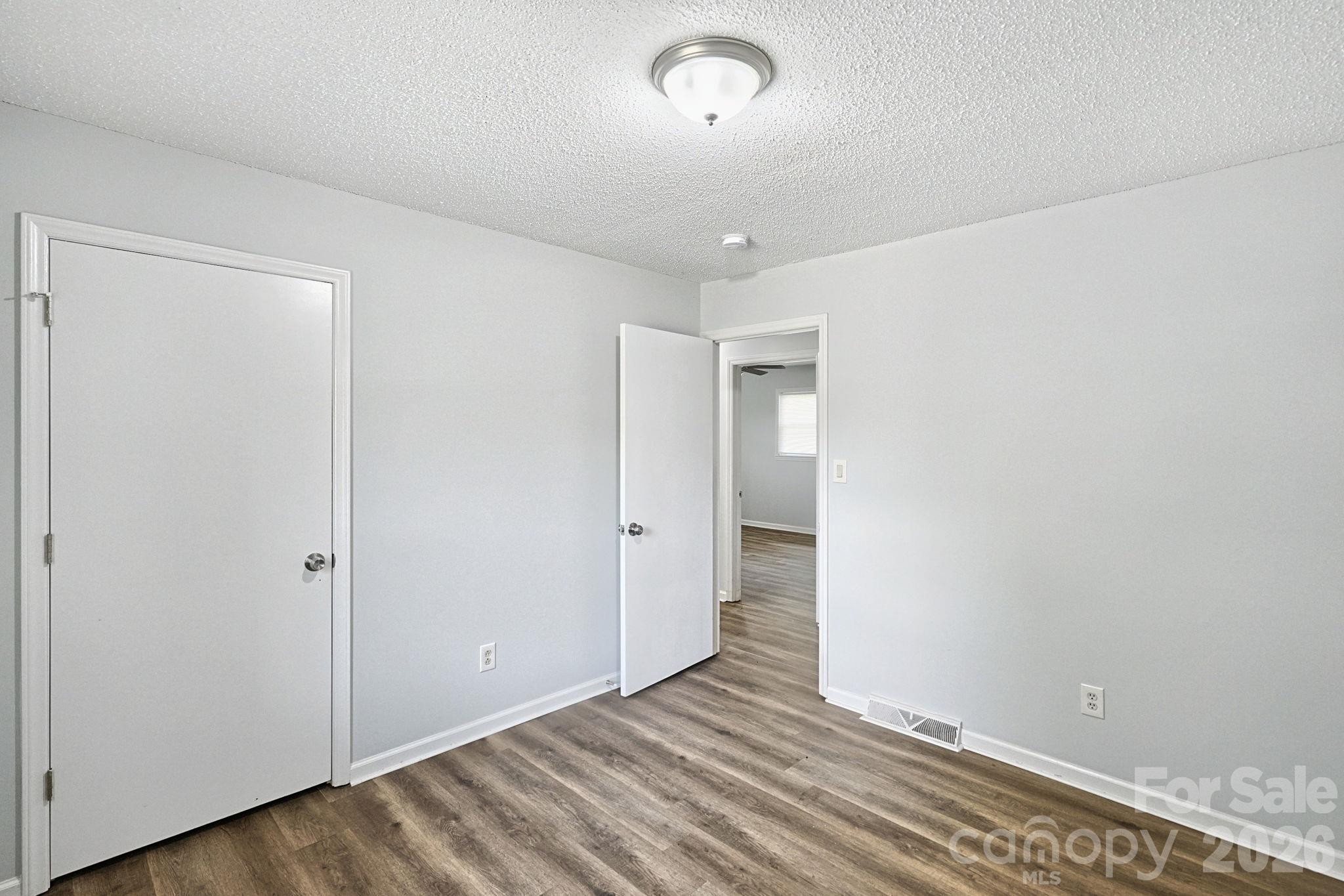 Single Family Residence at 6205 Ferncliff Drive, Concord, photo 15 of 30