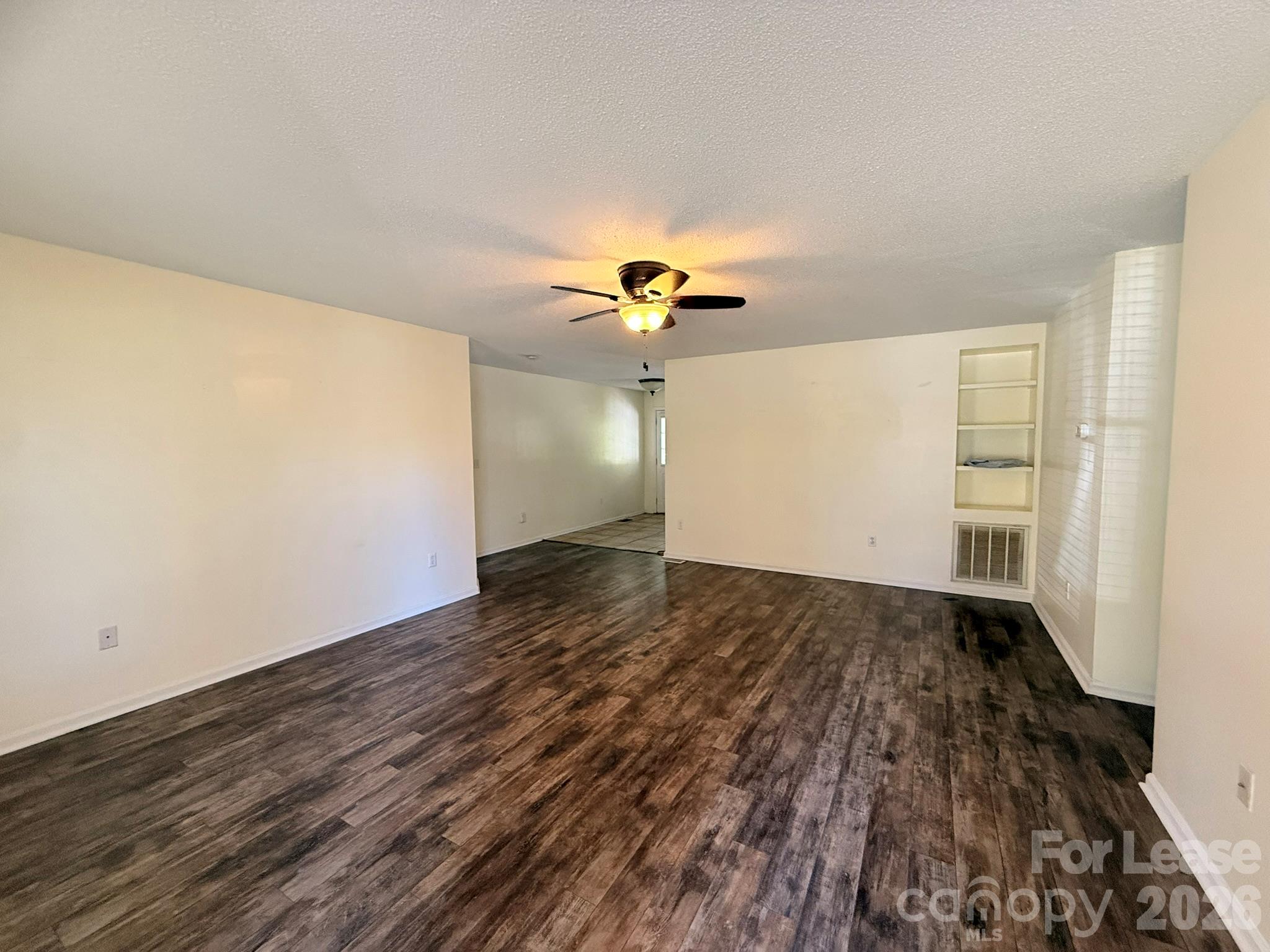 Single Family Residence at 121 Old Airport Road, Concord, photo 6 of 18
