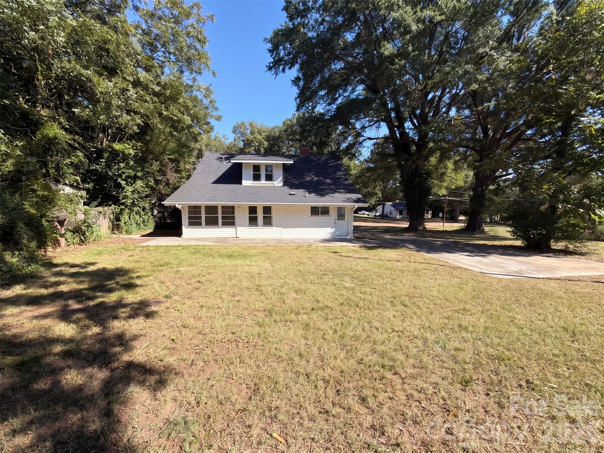Single Family Residence at 208 Elm Street, Marshville, photo 5 of 22
