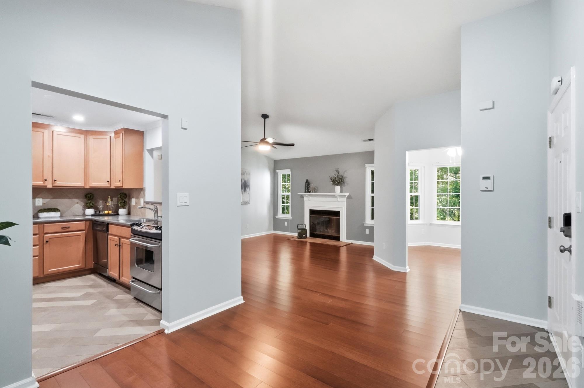 Condominium at 6140 Gray Gate Lane, Charlotte, photo 16 of 49