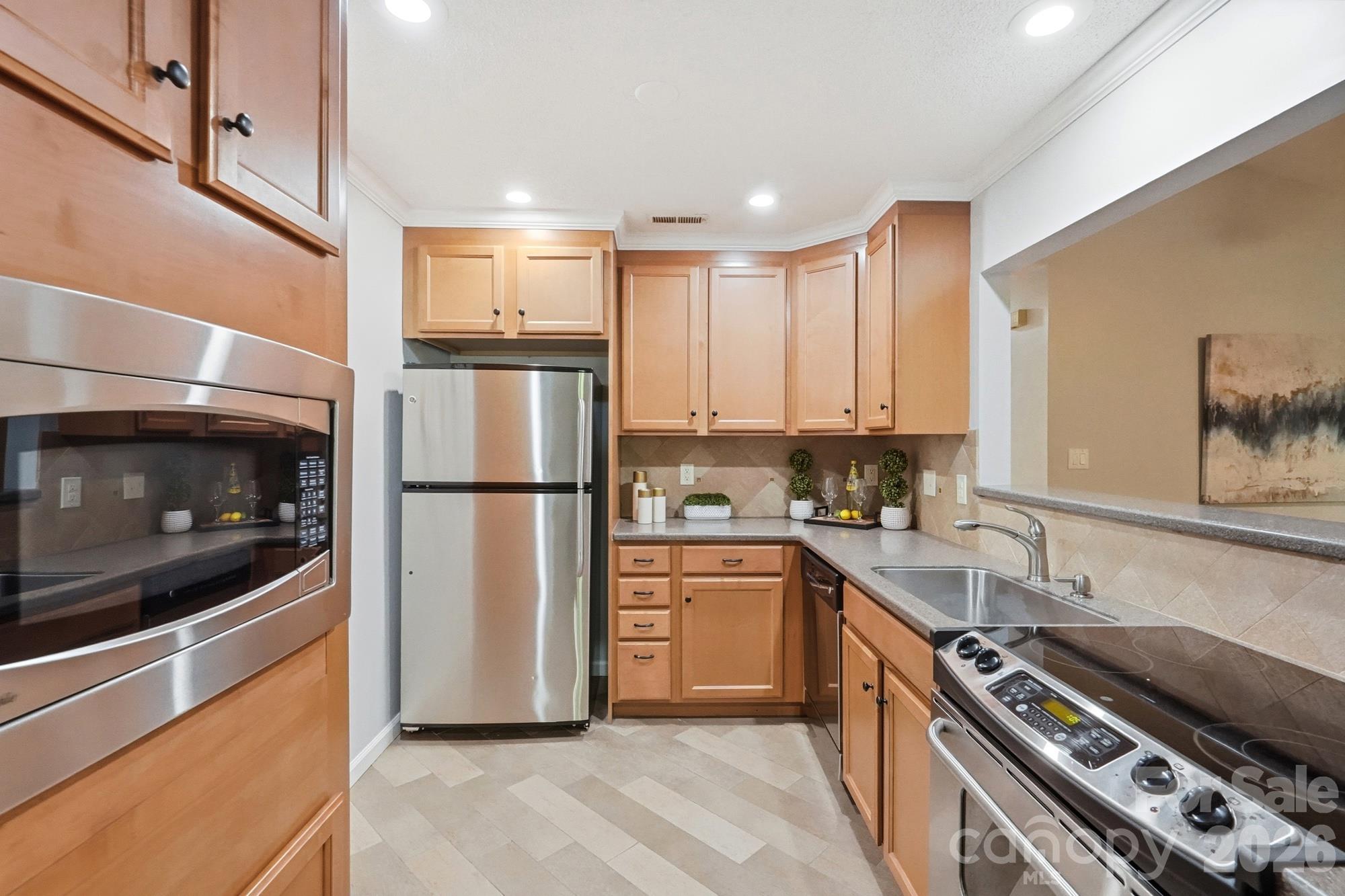 Condominium at 6140 Gray Gate Lane, Charlotte, photo 29 of 49