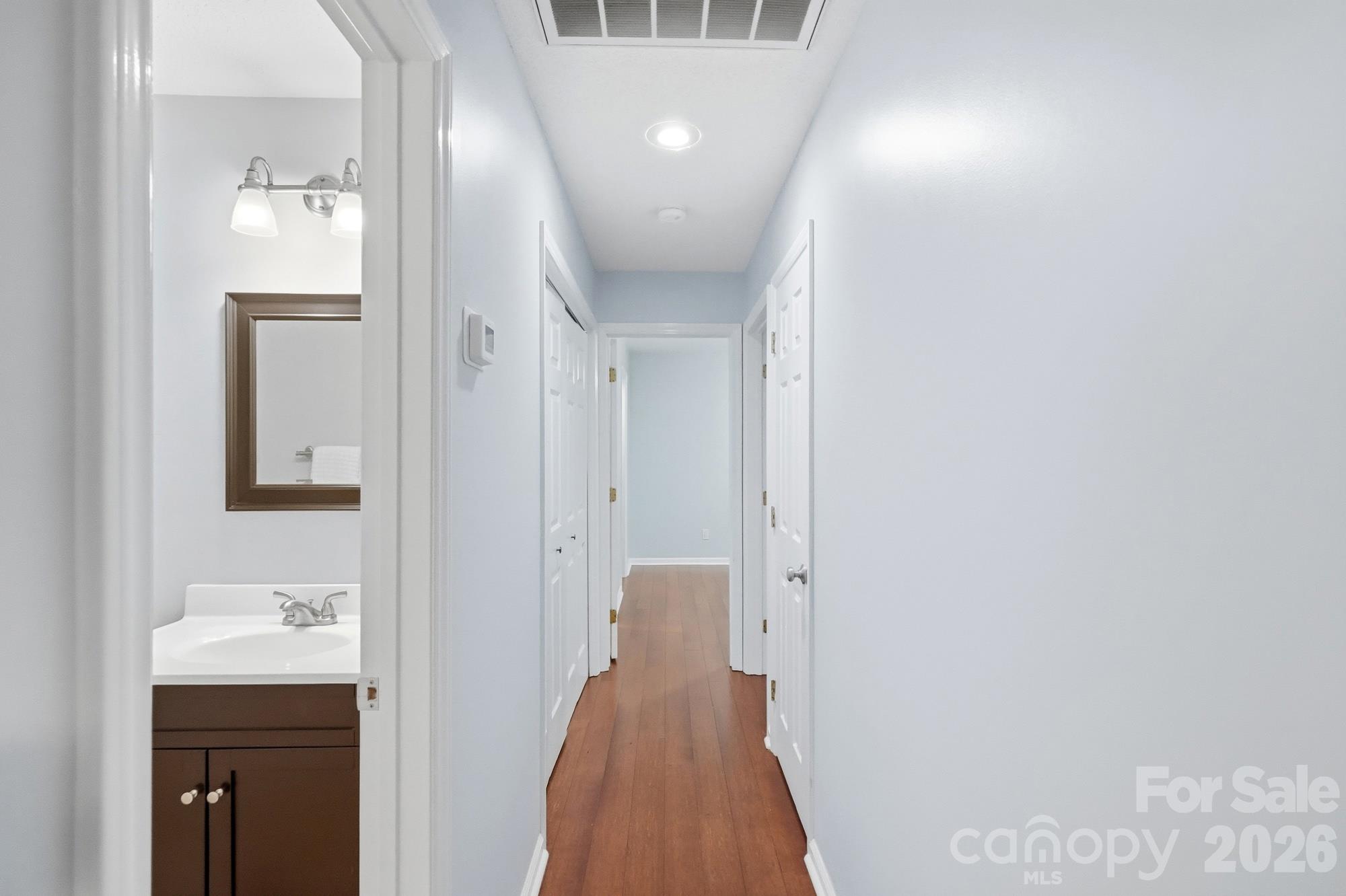 Condominium at 6140 Gray Gate Lane, Charlotte, photo 34 of 49