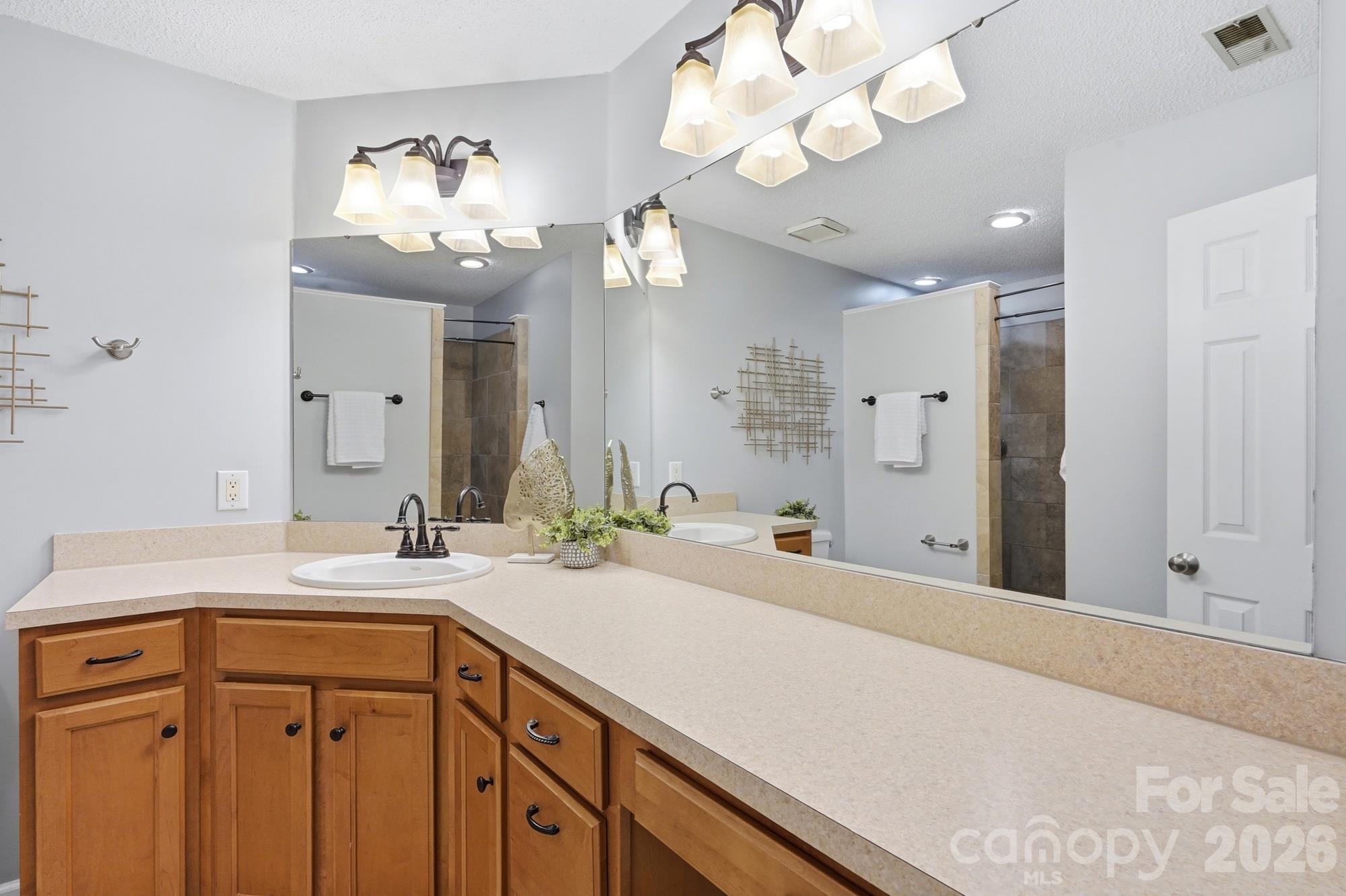 Condominium at 6140 Gray Gate Lane, Charlotte, photo 41 of 49