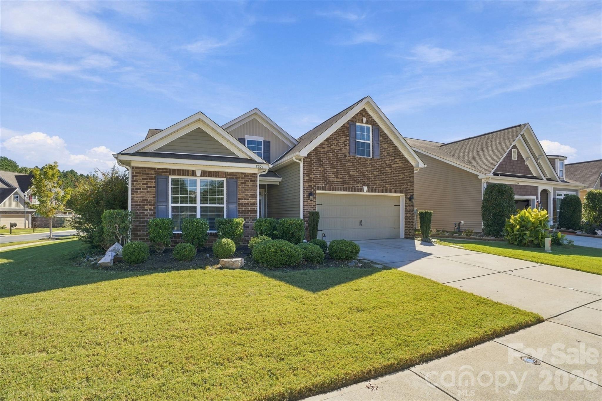 Single Family Residence at 2001 Blackberry Lane, Lancaster, photo 3 of 37