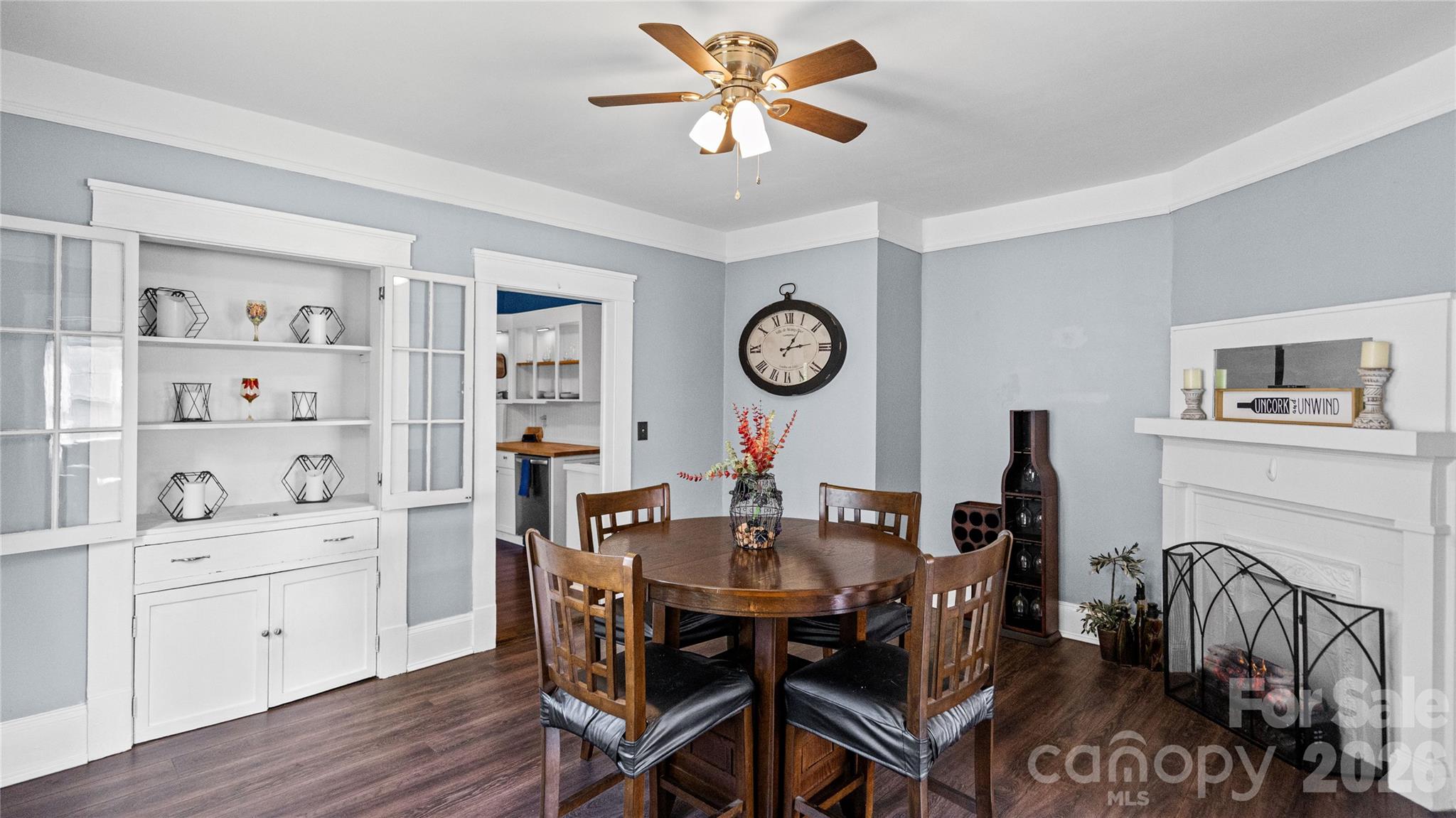 Single Family Residence at 306 Hillcrest Drive, Lexington, photo 15 of 42