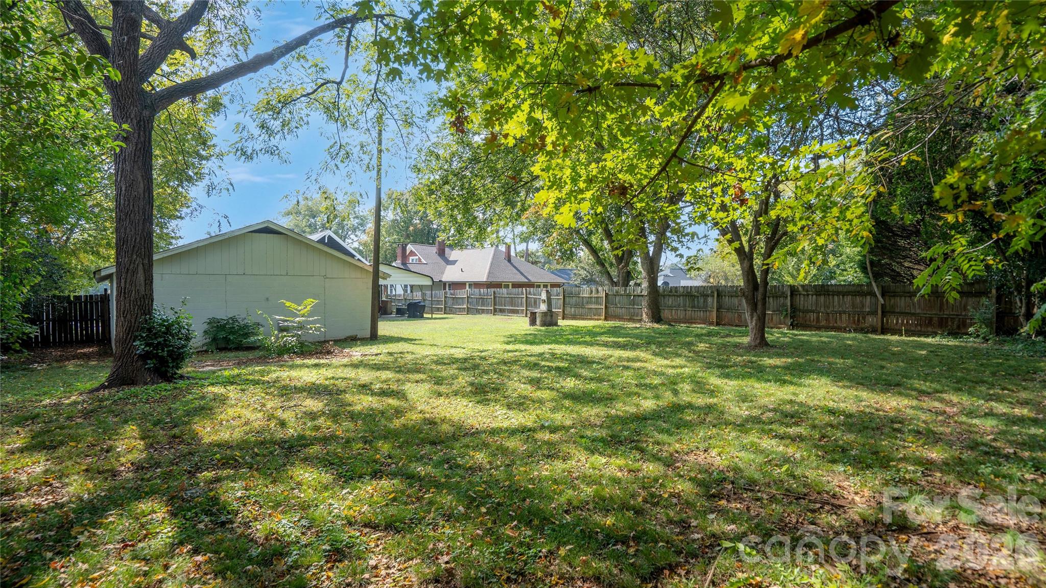 Single Family Residence at 306 Hillcrest Drive, Lexington, photo 37 of 42