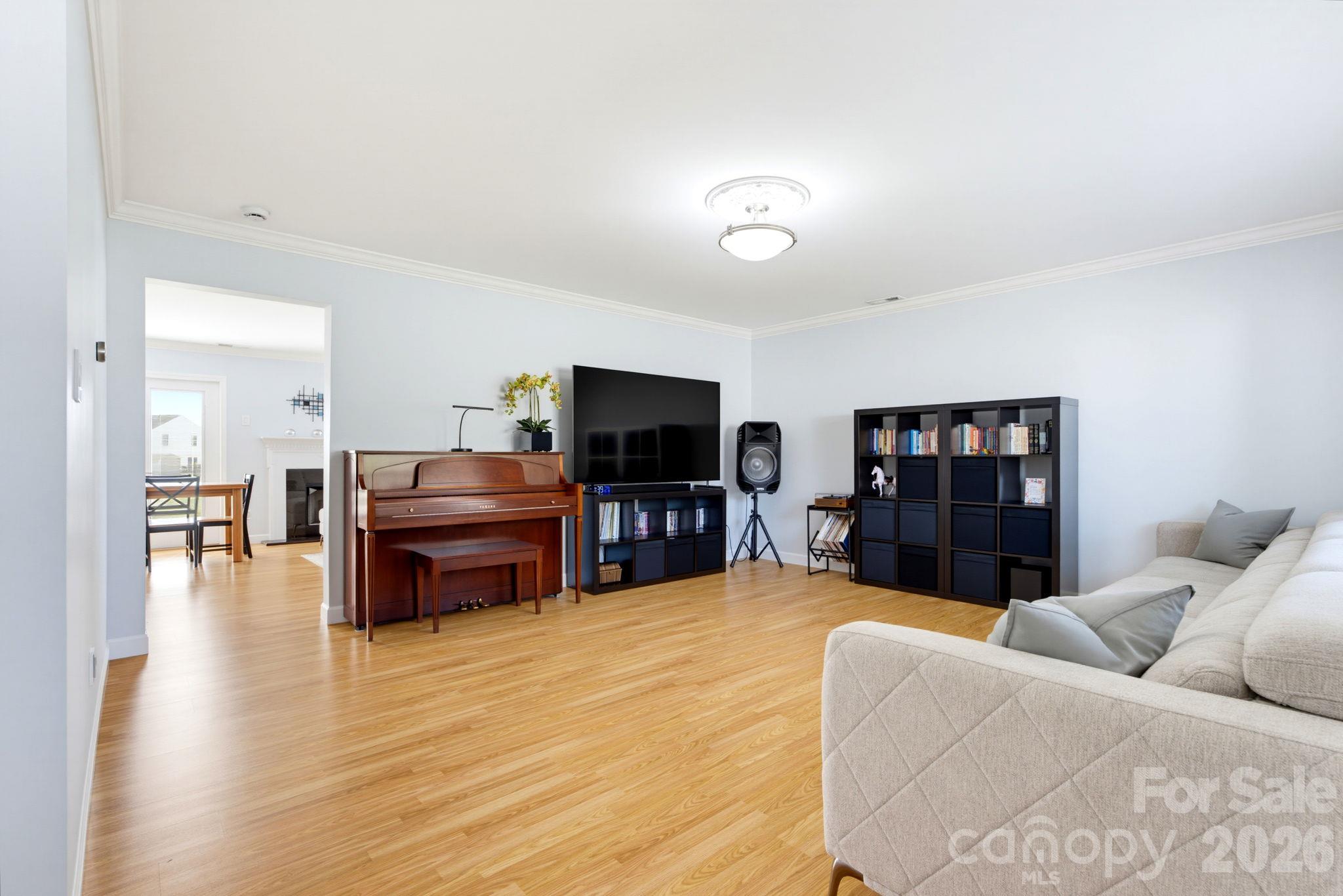 Great room - 2320 Jacobs Court, Monroe