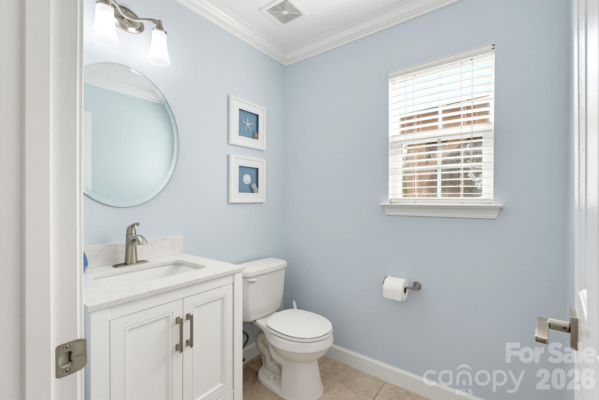Half bath off of kitchen - 2320 Jacobs Court, Monroe