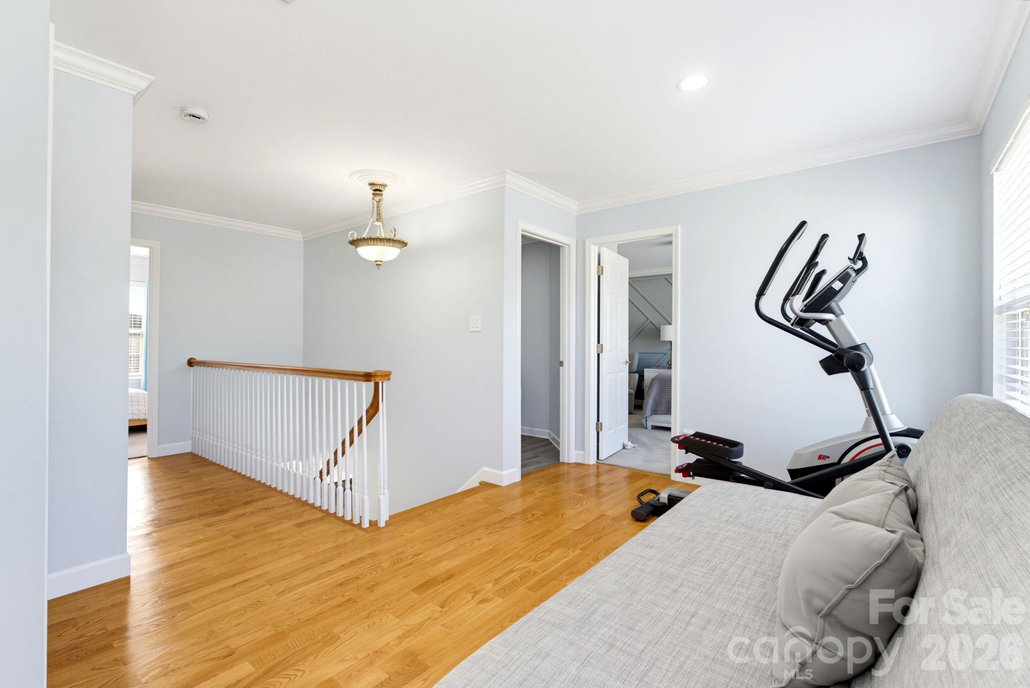Sitting area at top of stairs - 2320 Jacobs Court, Monroe