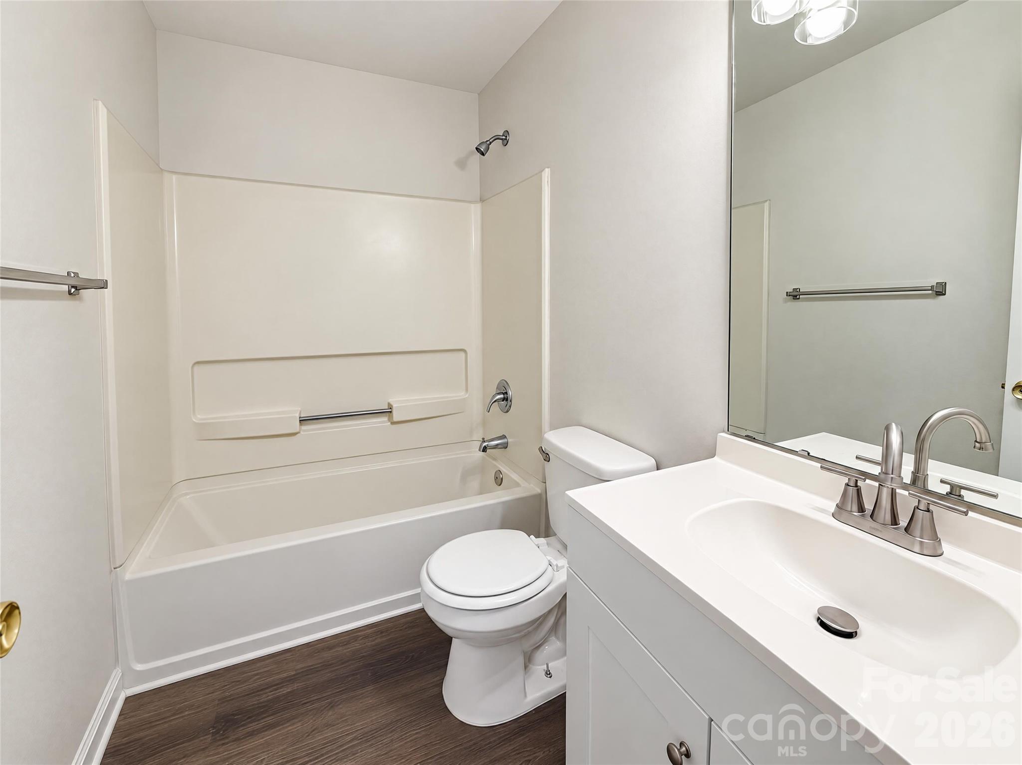 Single Family Residence at 8603 Berrybrook Lane, Charlotte, photo 16 of 17