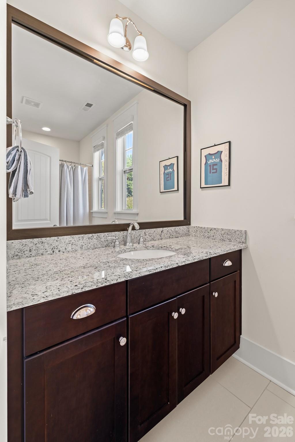 Single Family Residence at 908 Millbrook Road, Charlotte, photo 23 of 30