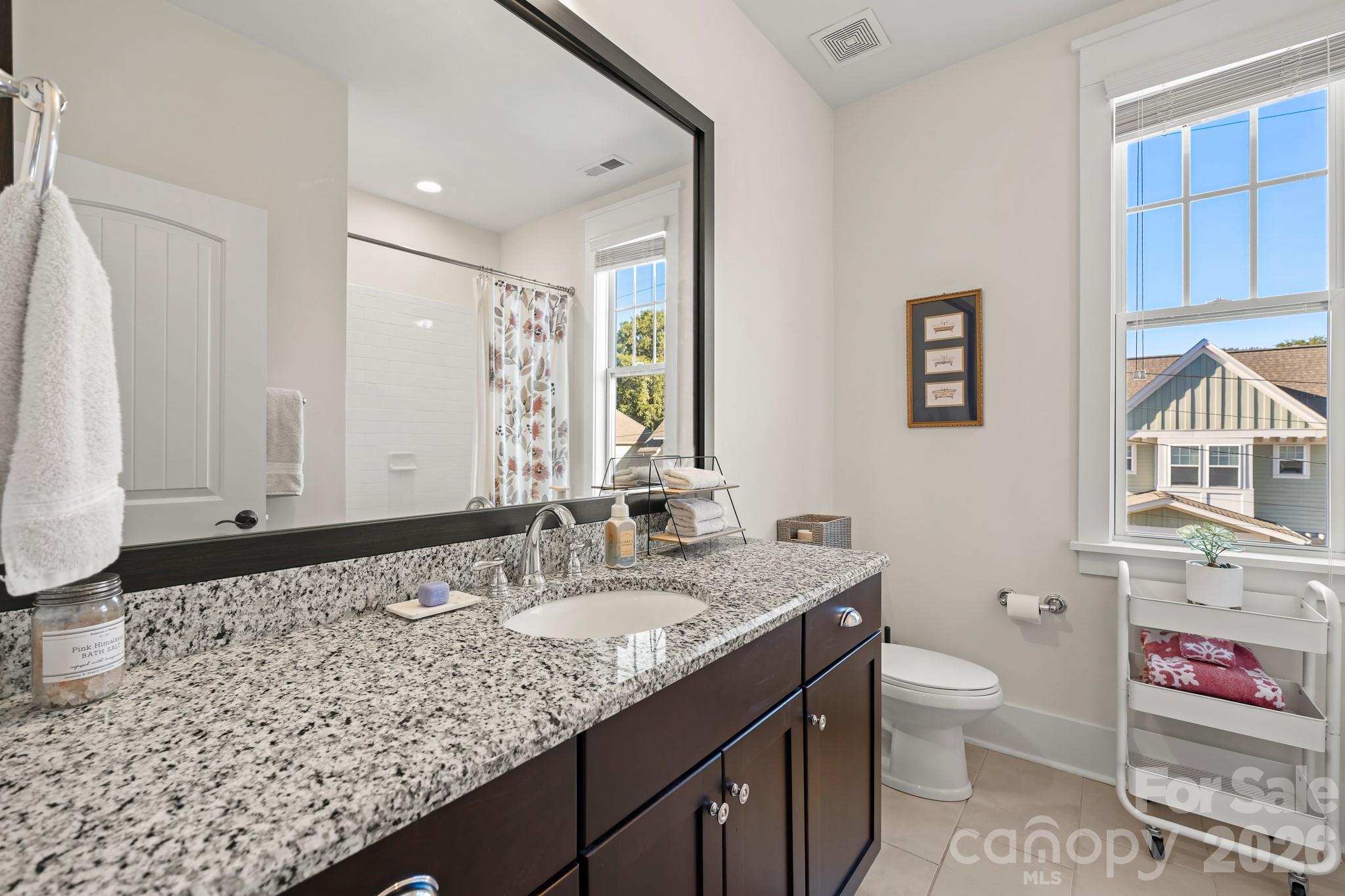 Single Family Residence at 908 Millbrook Road, Charlotte, photo 26 of 30