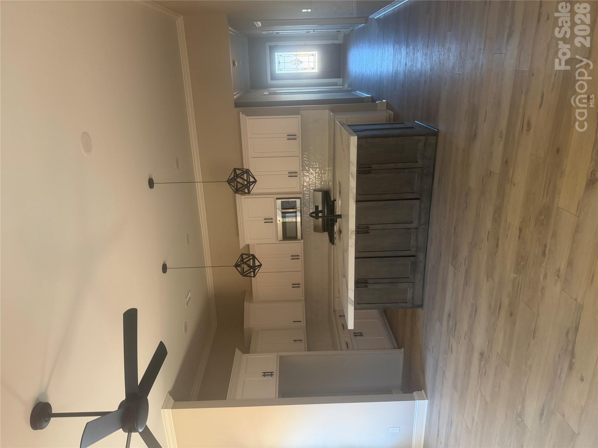 Single Family Residence at 4917 Southview Drive, Hickory, photo 9 of 20