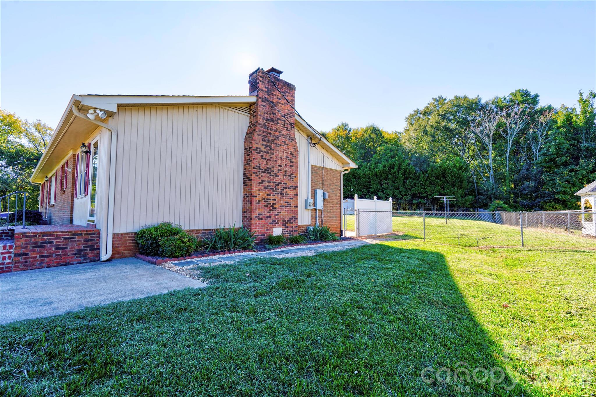Side - 1606 Spangler Drive, Shelby