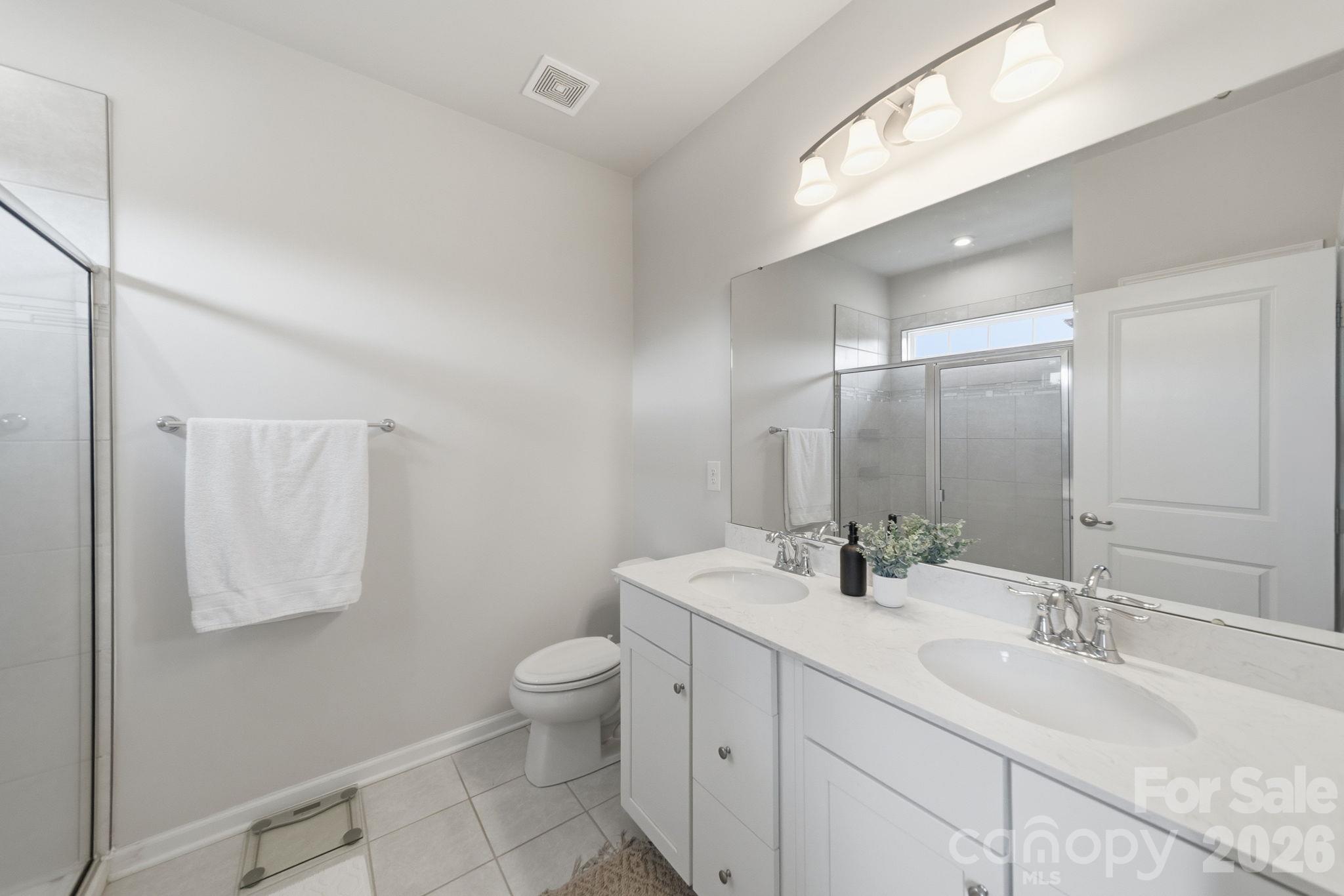 Townhouse at 2534 Grantham Place Drive, Fort Mill, photo 27 of 70