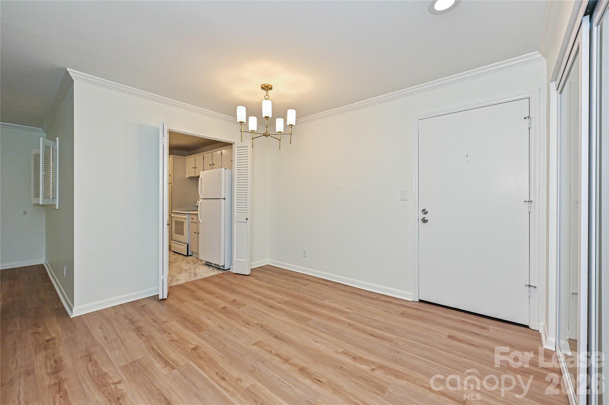 1323 Queens Road