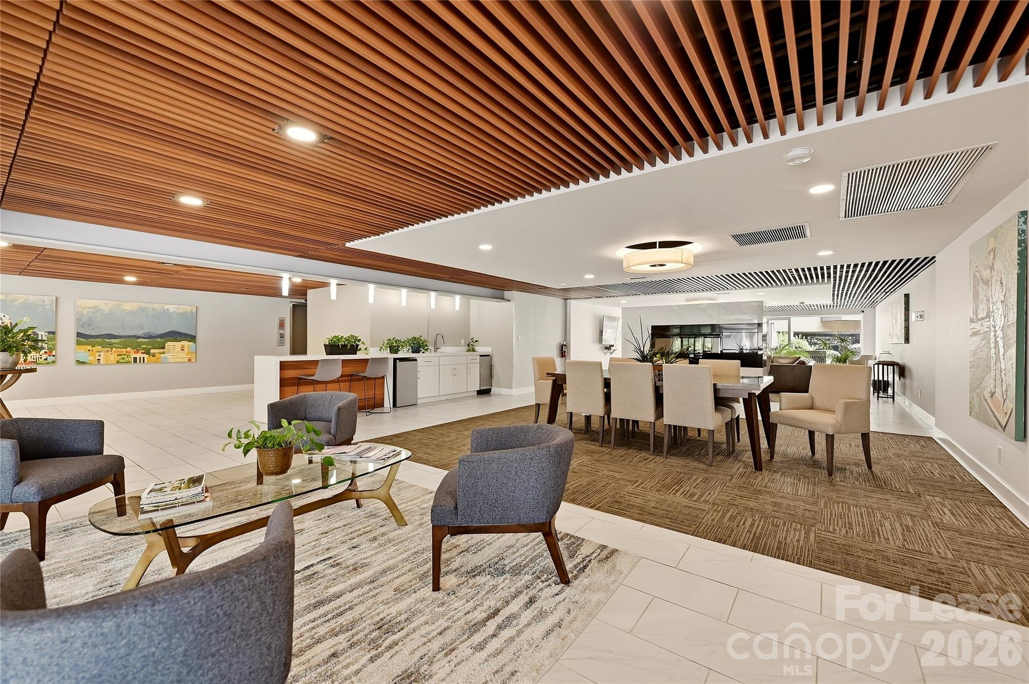 Condominium at 1323 Queens Road, Charlotte, photo 12 of 23