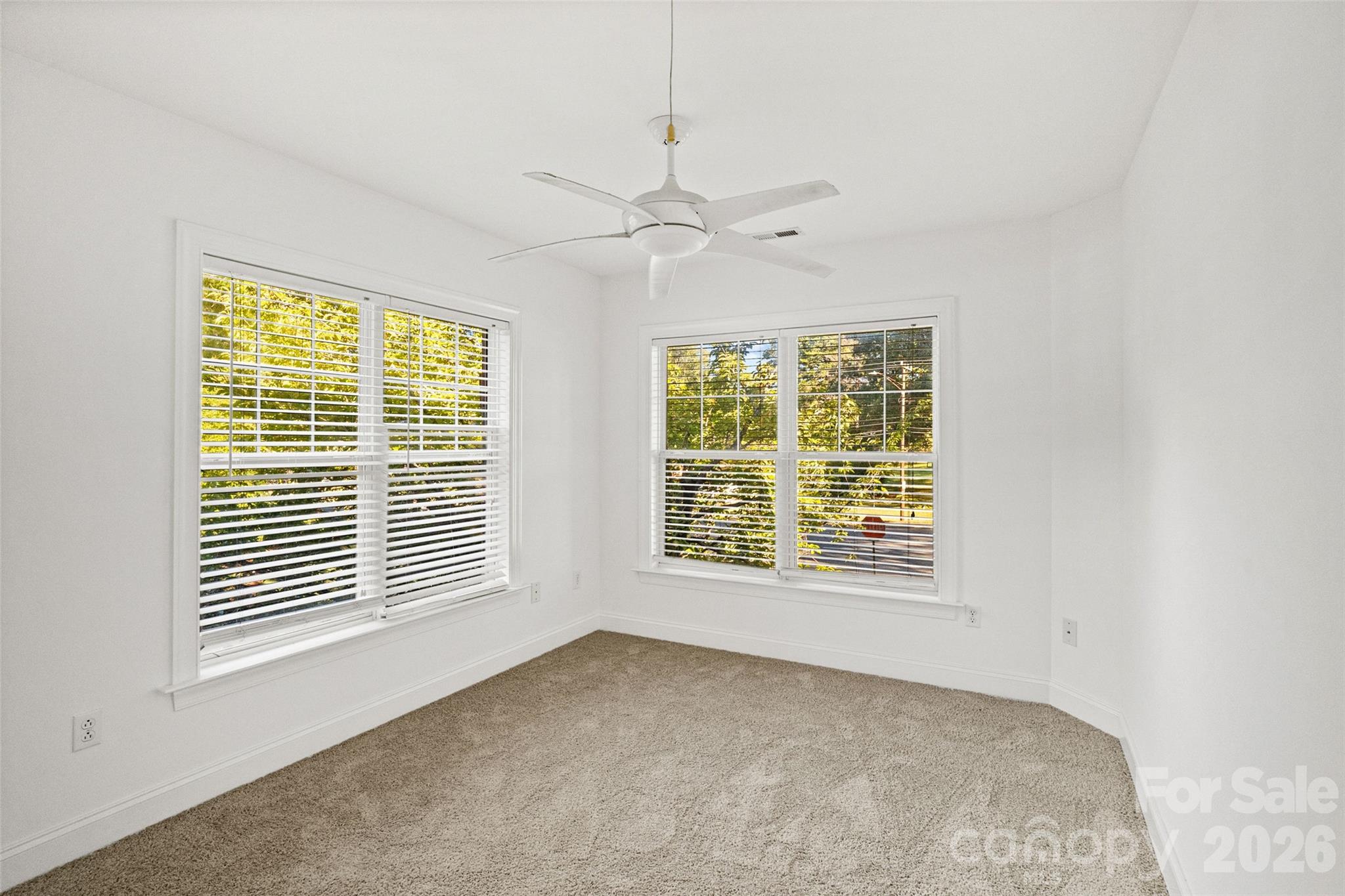 Townhouse at 4766 Hunter Crest Lane, Charlotte, photo 22 of 35