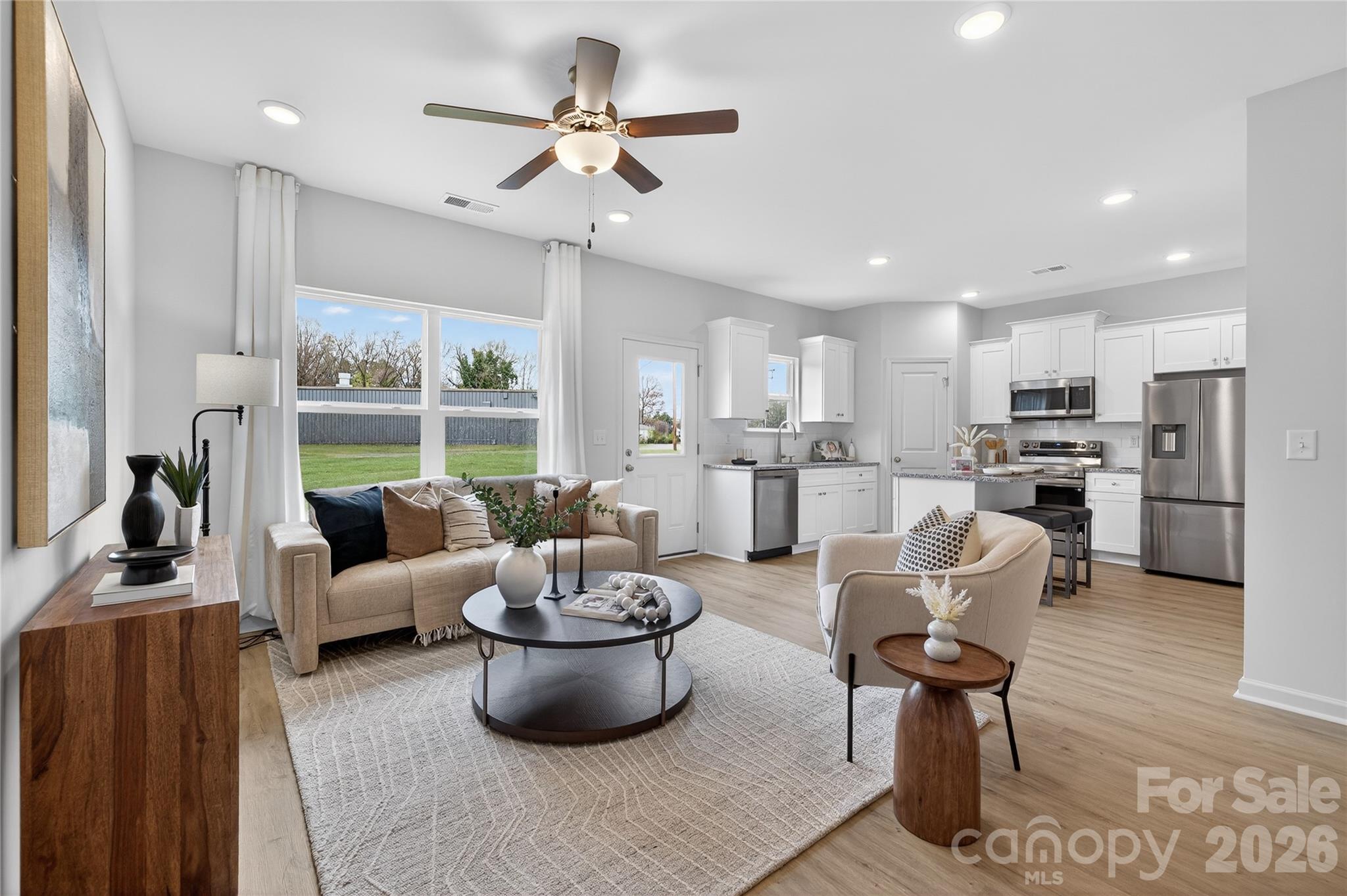 Single Family Residence at 2857 17th Street Court, Hickory, photo 2 of 30