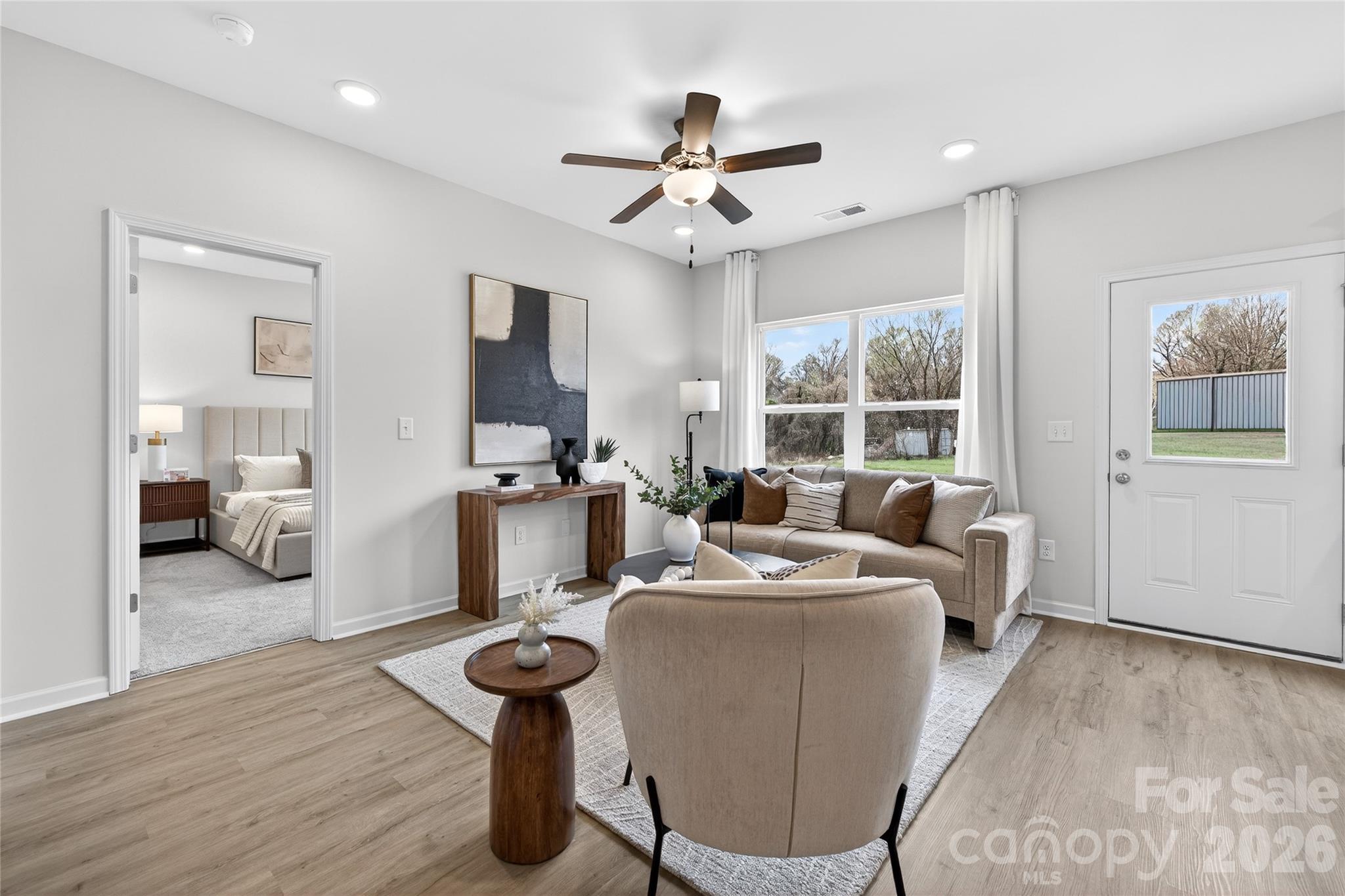 Single Family Residence at 2857 17th Street Court, Hickory, photo 3 of 30