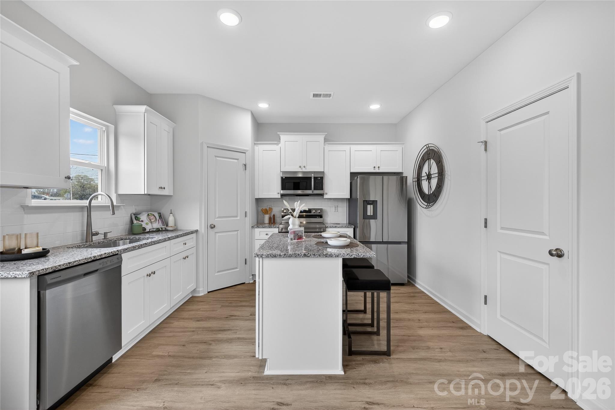 Single Family Residence at 2857 17th Street Court, Hickory, photo 6 of 30