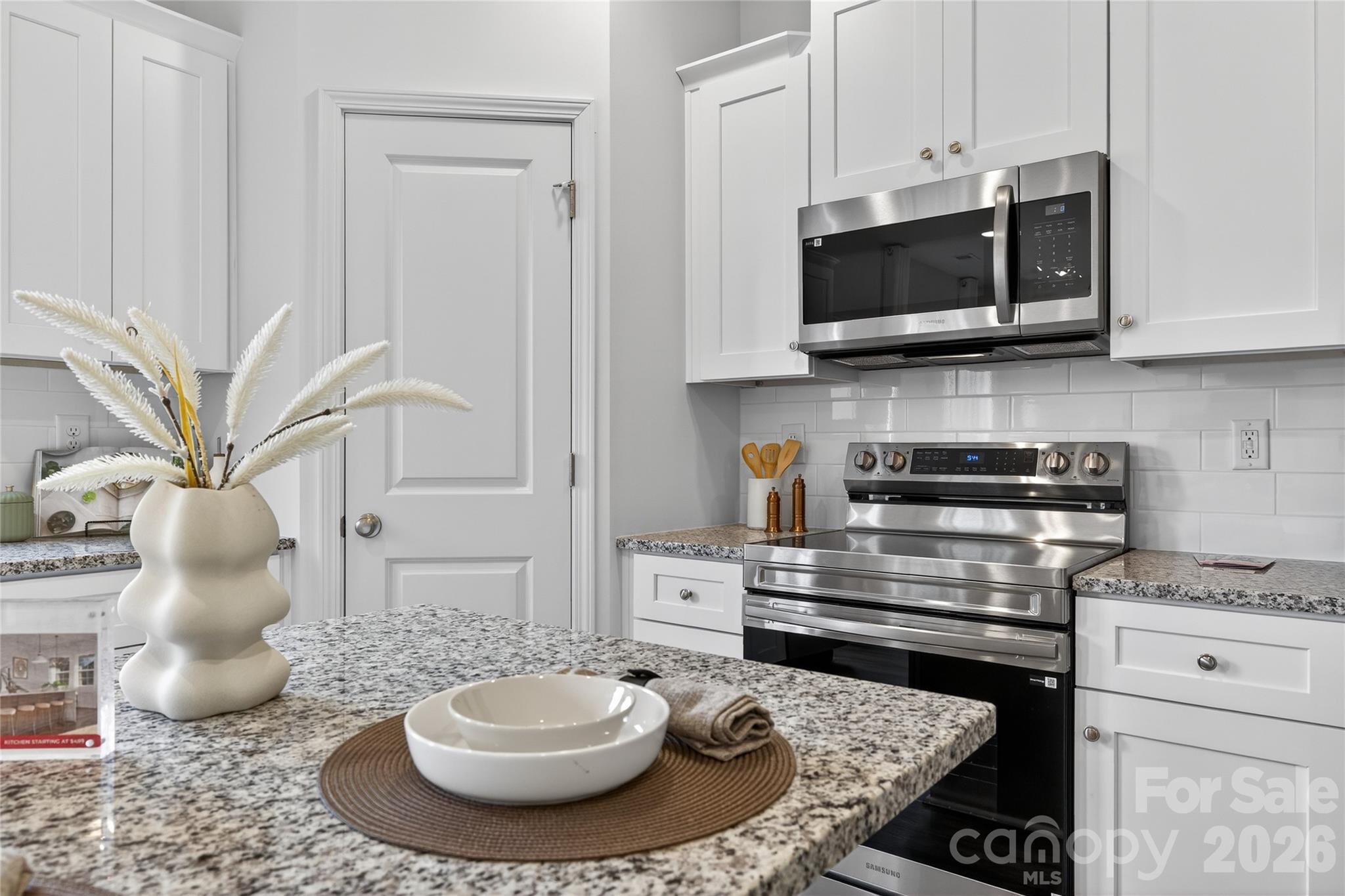 Single Family Residence at 2857 17th Street Court, Hickory, photo 10 of 30