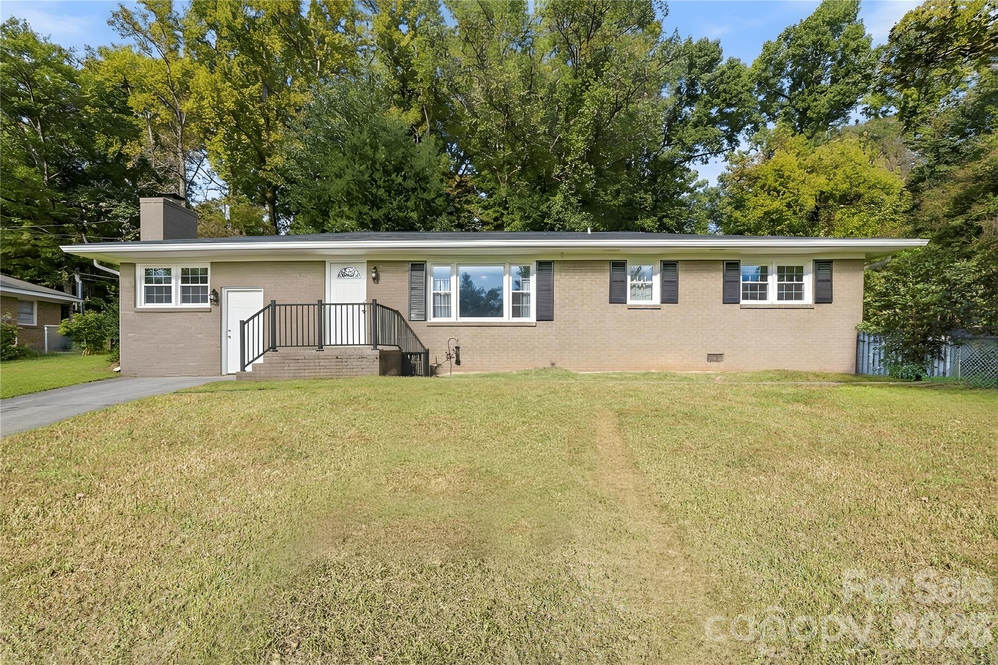 Single Family Residence at 468 Edwards Street, Rutherfordton, photo 2 of 35